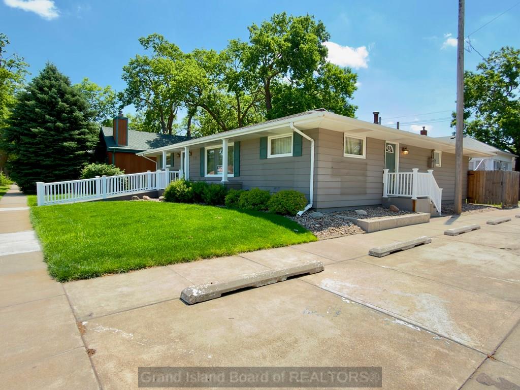 721 W 7th Street