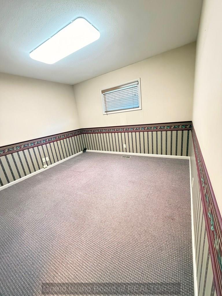 721 W 7th Street