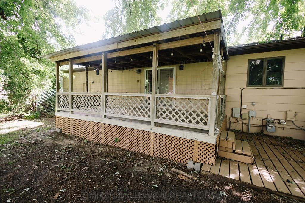 2130 Viking Place