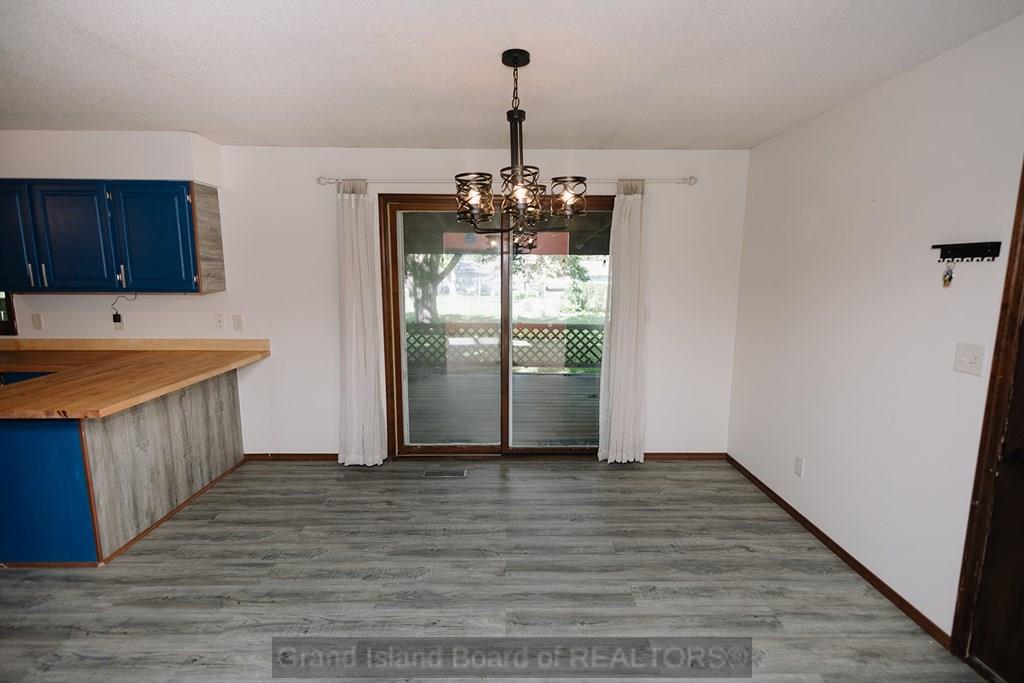 2130 Viking Place