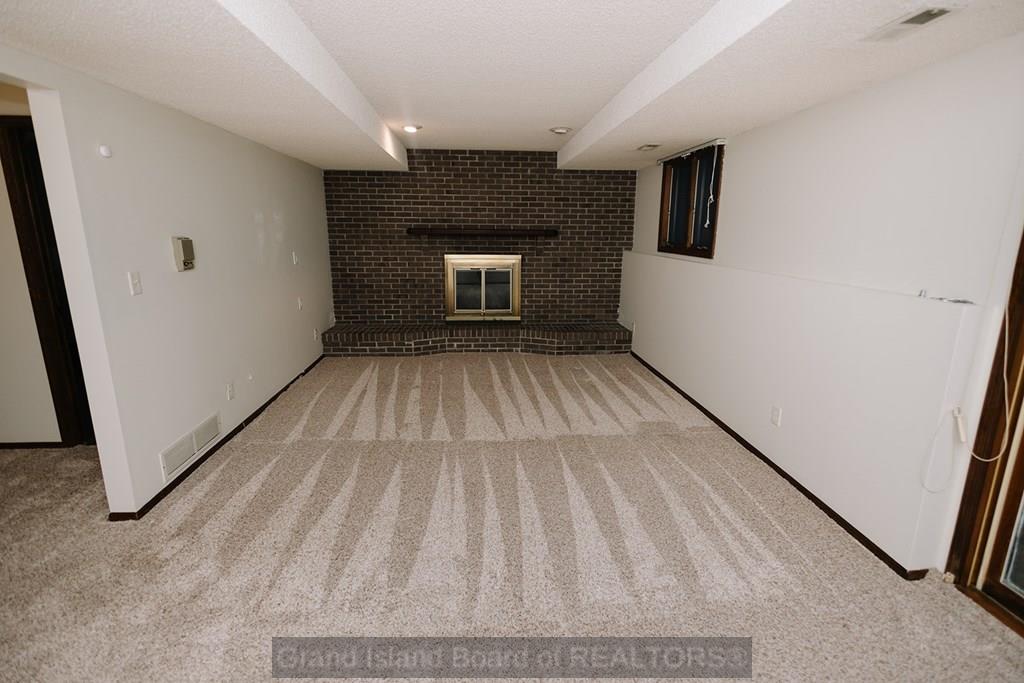 2130 Viking Place