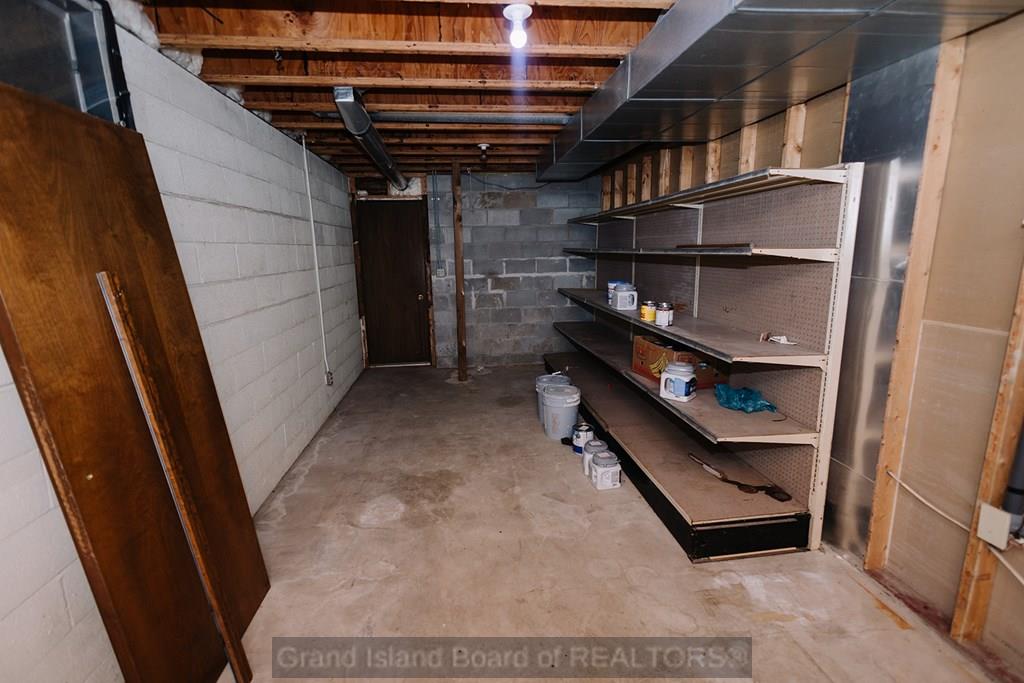 2130 Viking Place