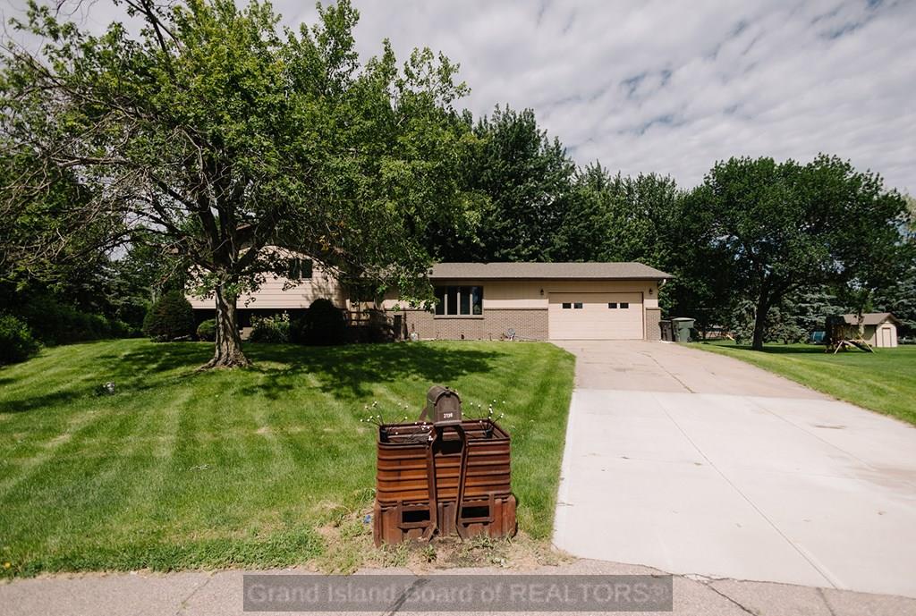 2130 Viking Place