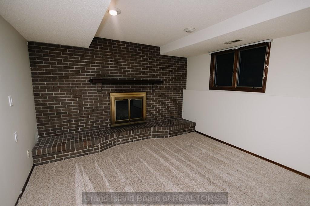 2130 Viking Place