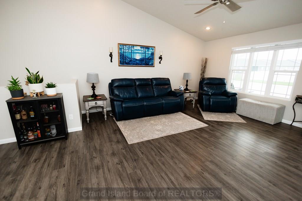 601 Kenneth Drive