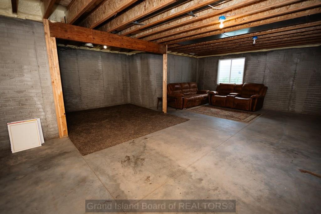 601 Kenneth Drive