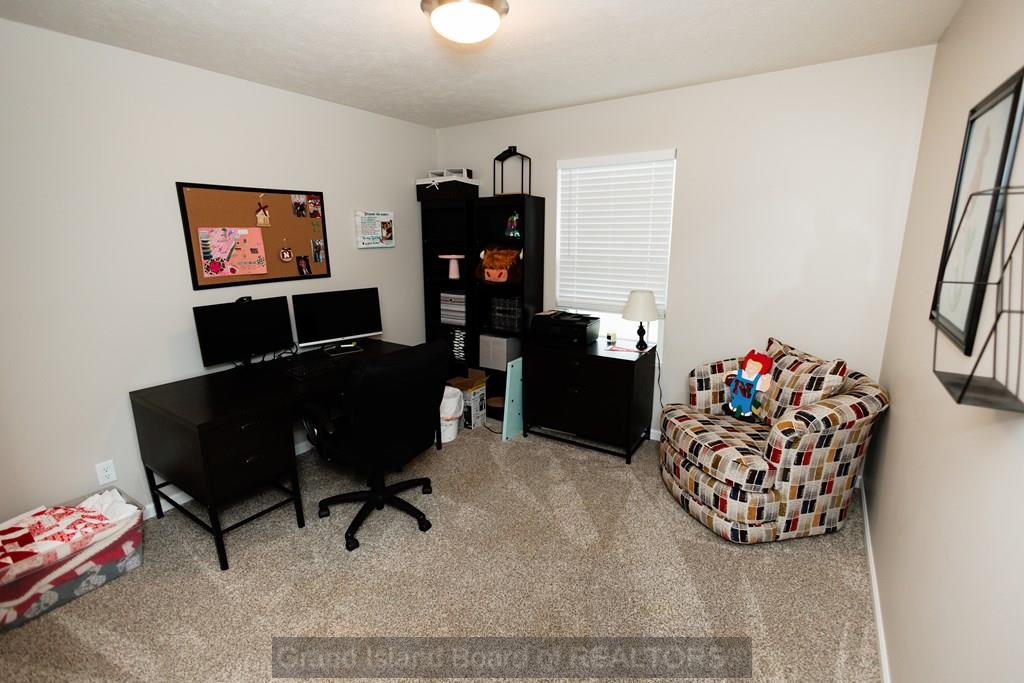 601 Kenneth Drive