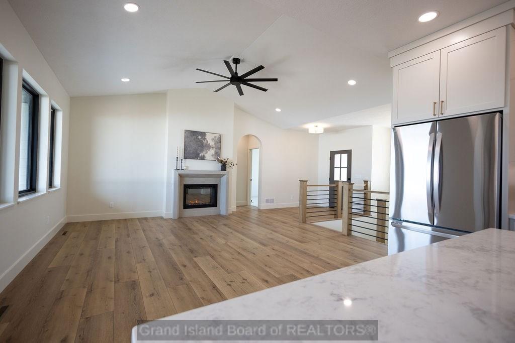 3309 Torrey Pines Place