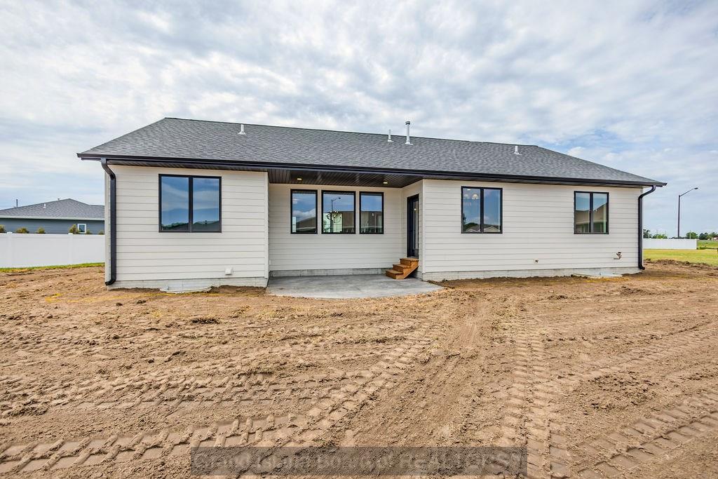 3309 Torrey Pines Place