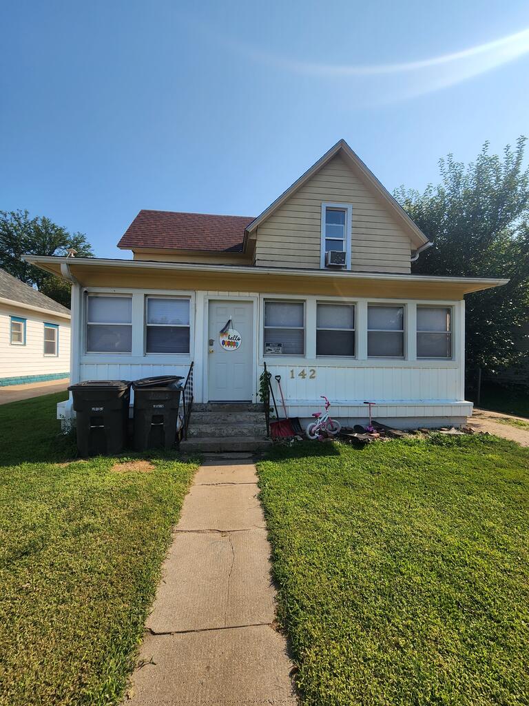 142 E 4th Street