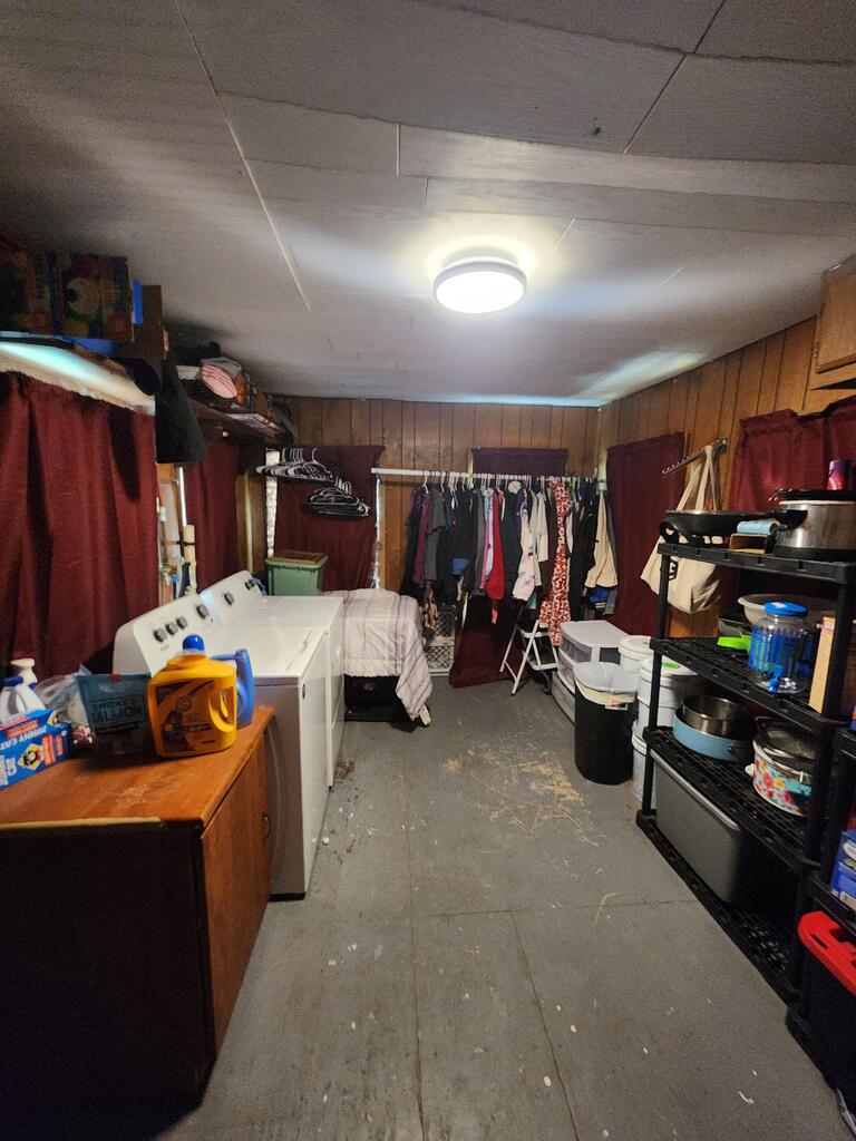 142 E 4th Street
