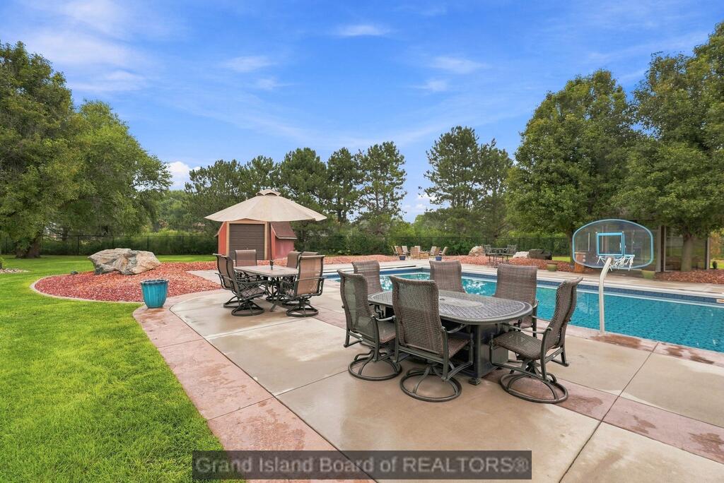 2807 N Engleman Road