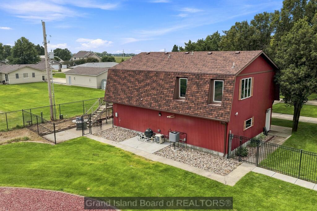 2807 N Engleman Road