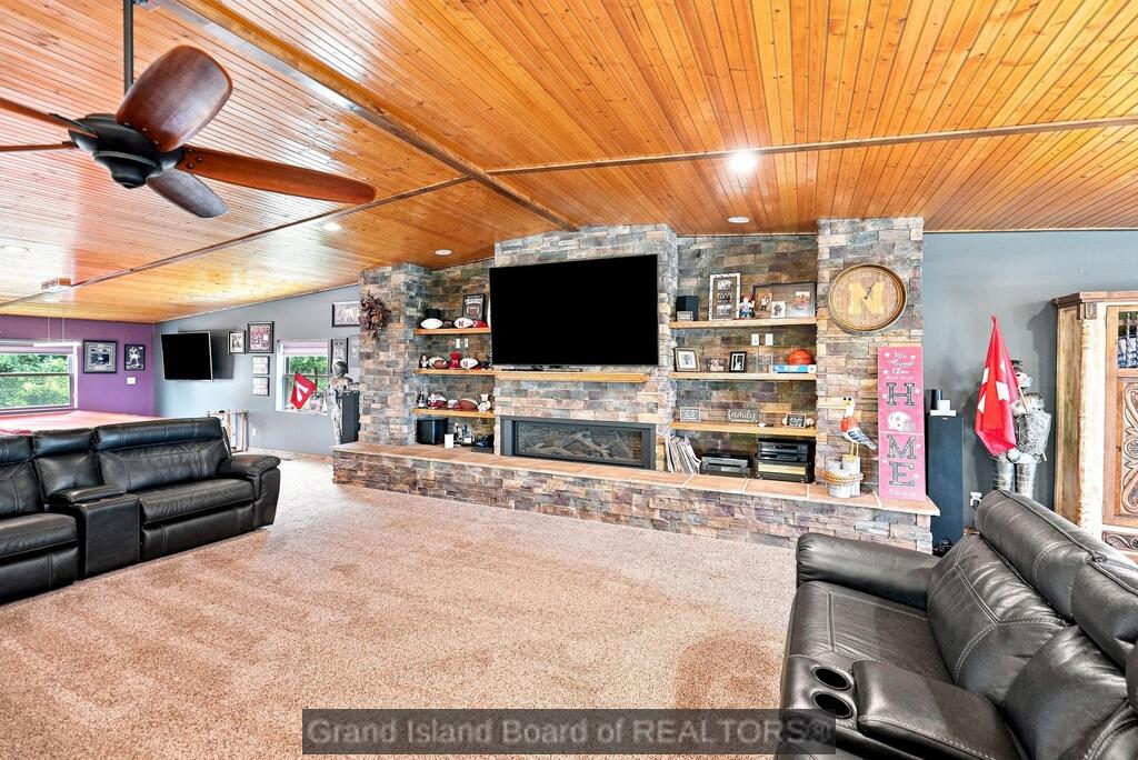 2807 N Engleman Road