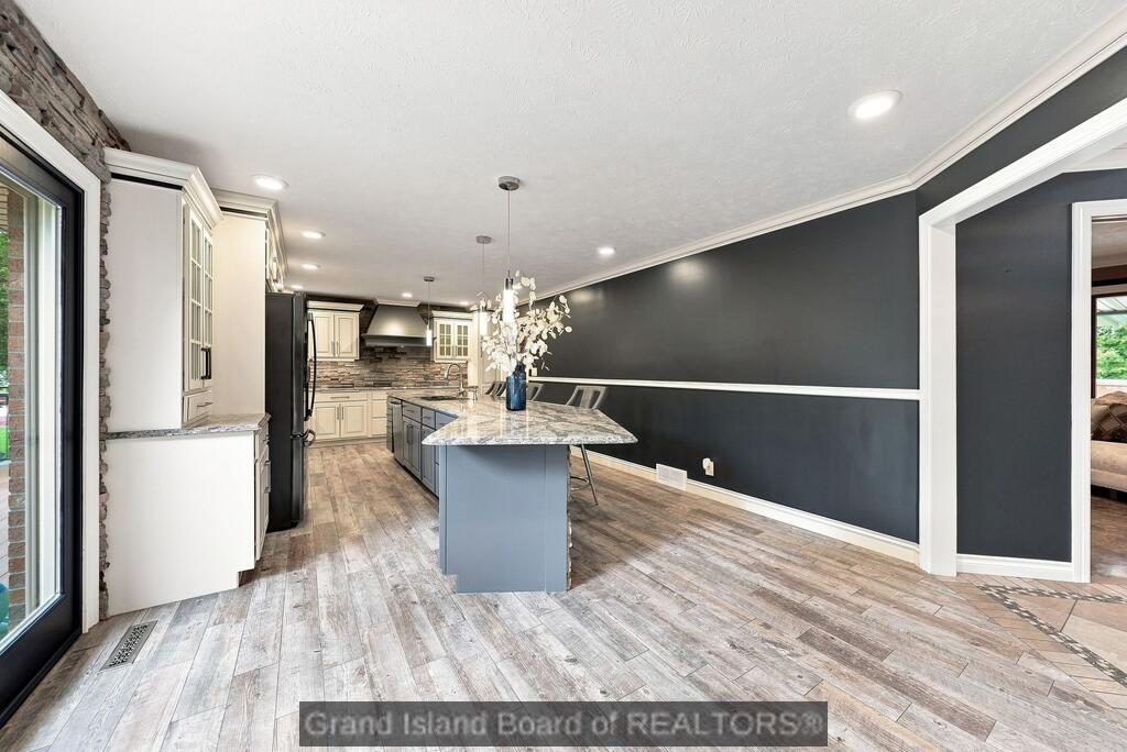 2807 N Engleman Road
