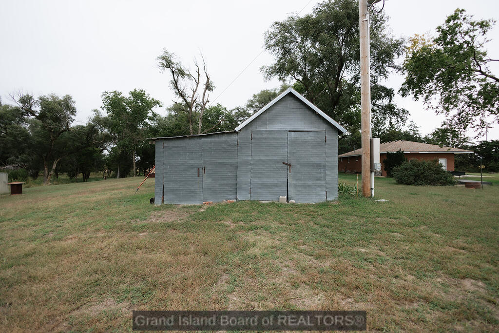 673 Friend Road, St. Paul