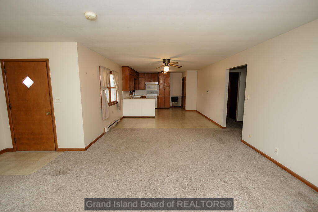 673 Friend Road, St. Paul