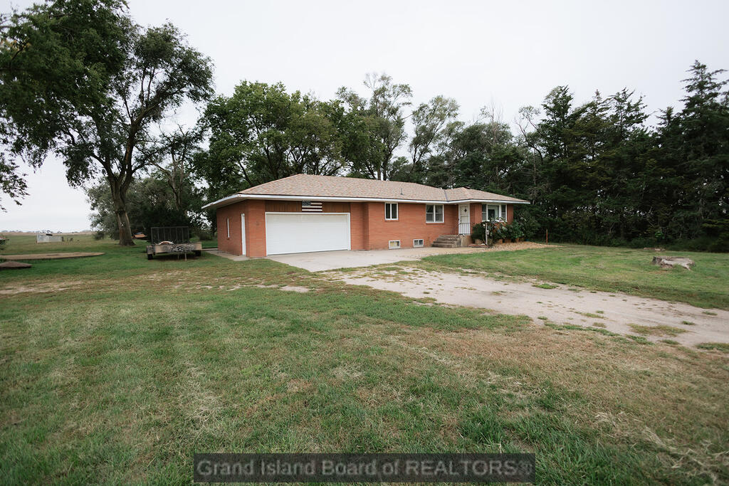 673 Friend Road, St. Paul
