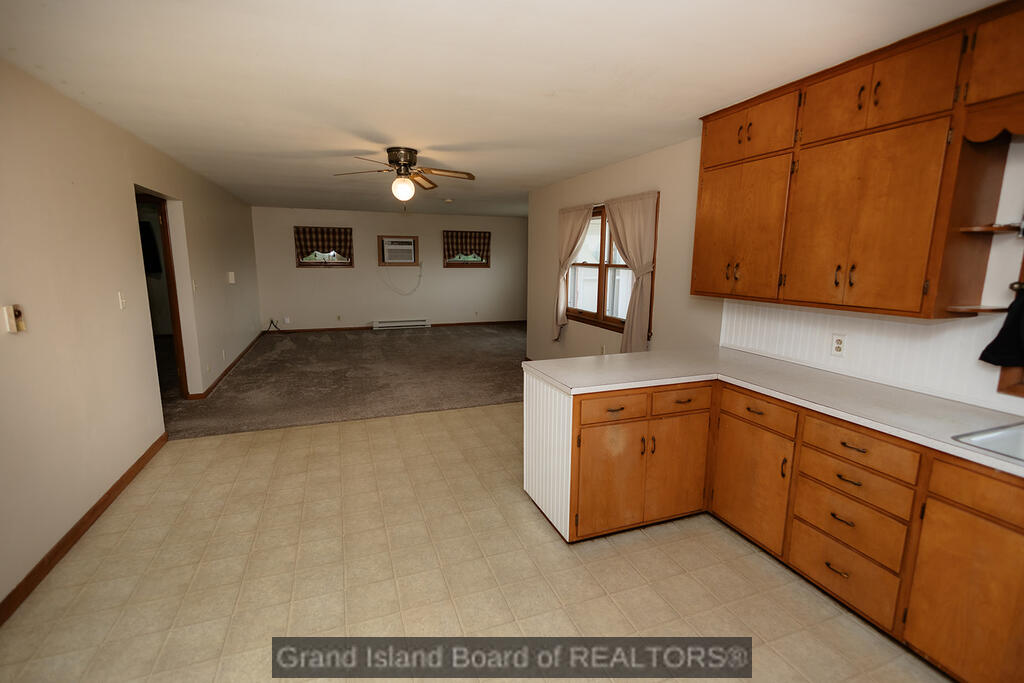 673 Friend Road, St. Paul