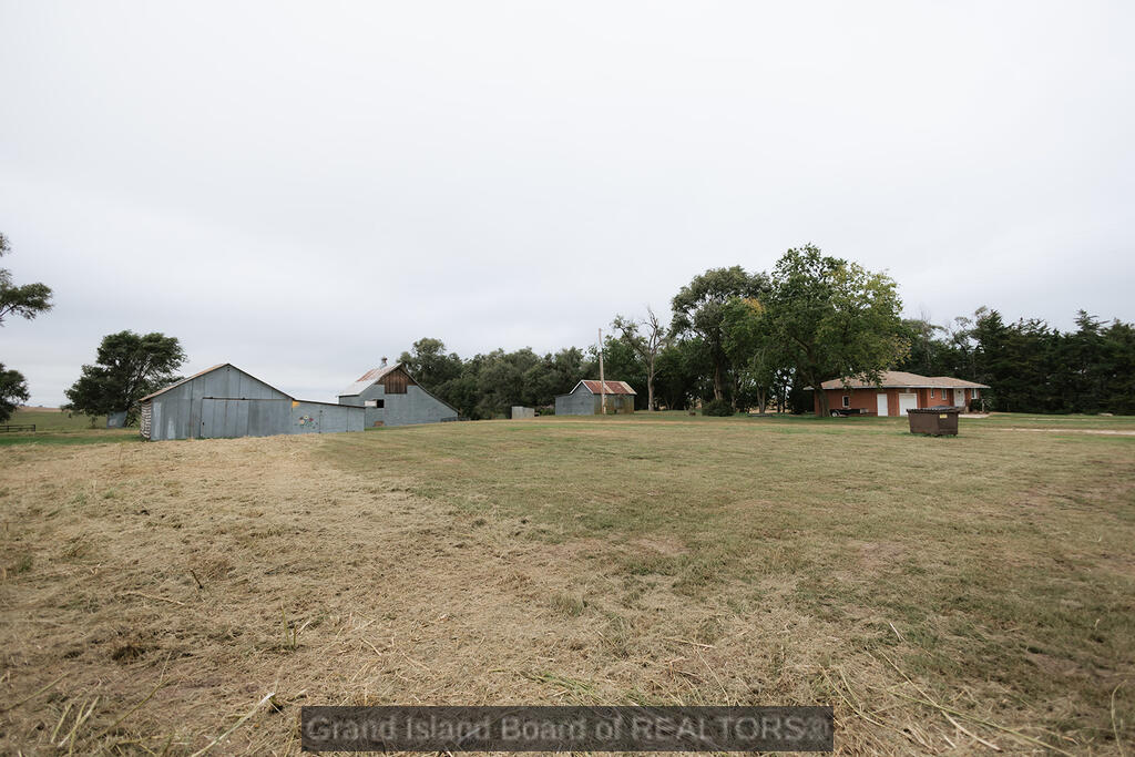 673 Friend Road, St. Paul