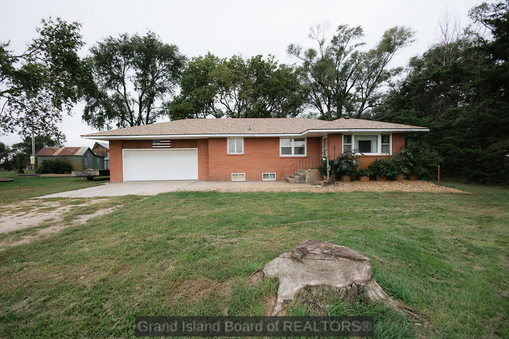 673 Friend Road, St. Paul