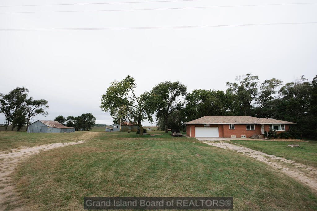 673 Friend Road, St. Paul