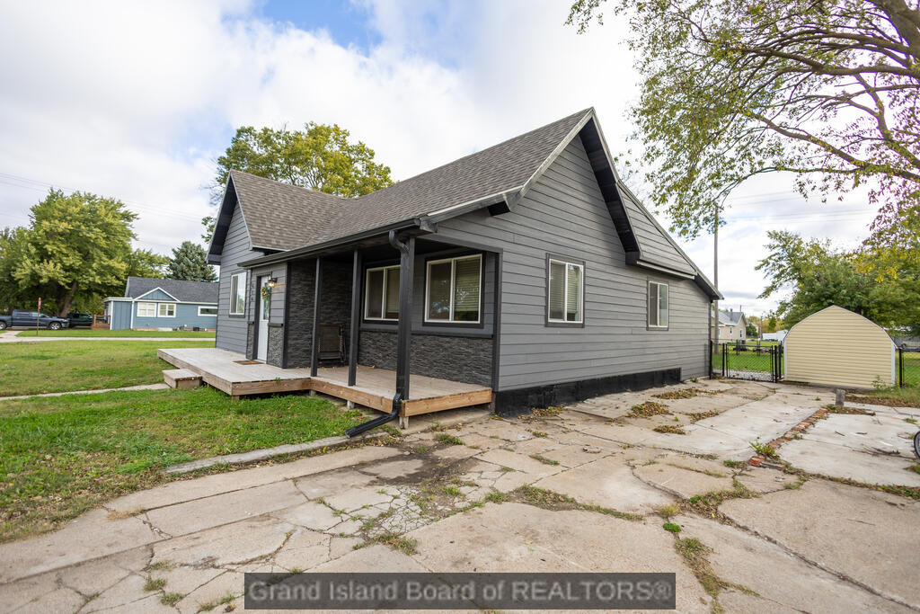 416 9th Street, Aurora
