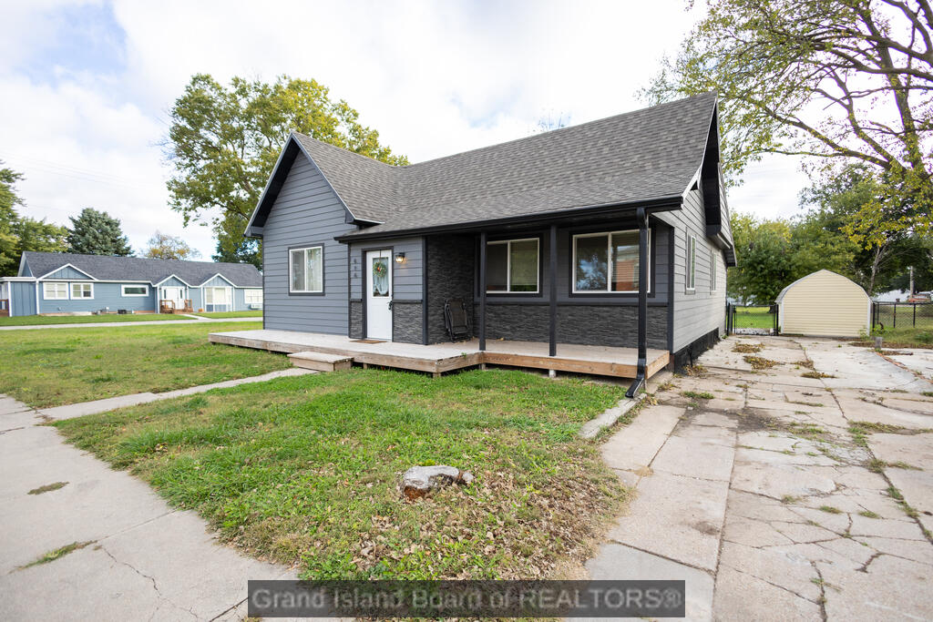 416 9th Street, Aurora