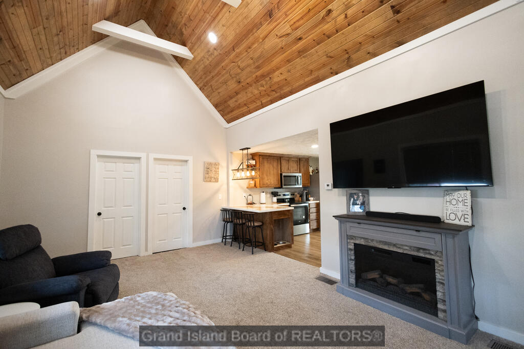 416 9th Street, Aurora