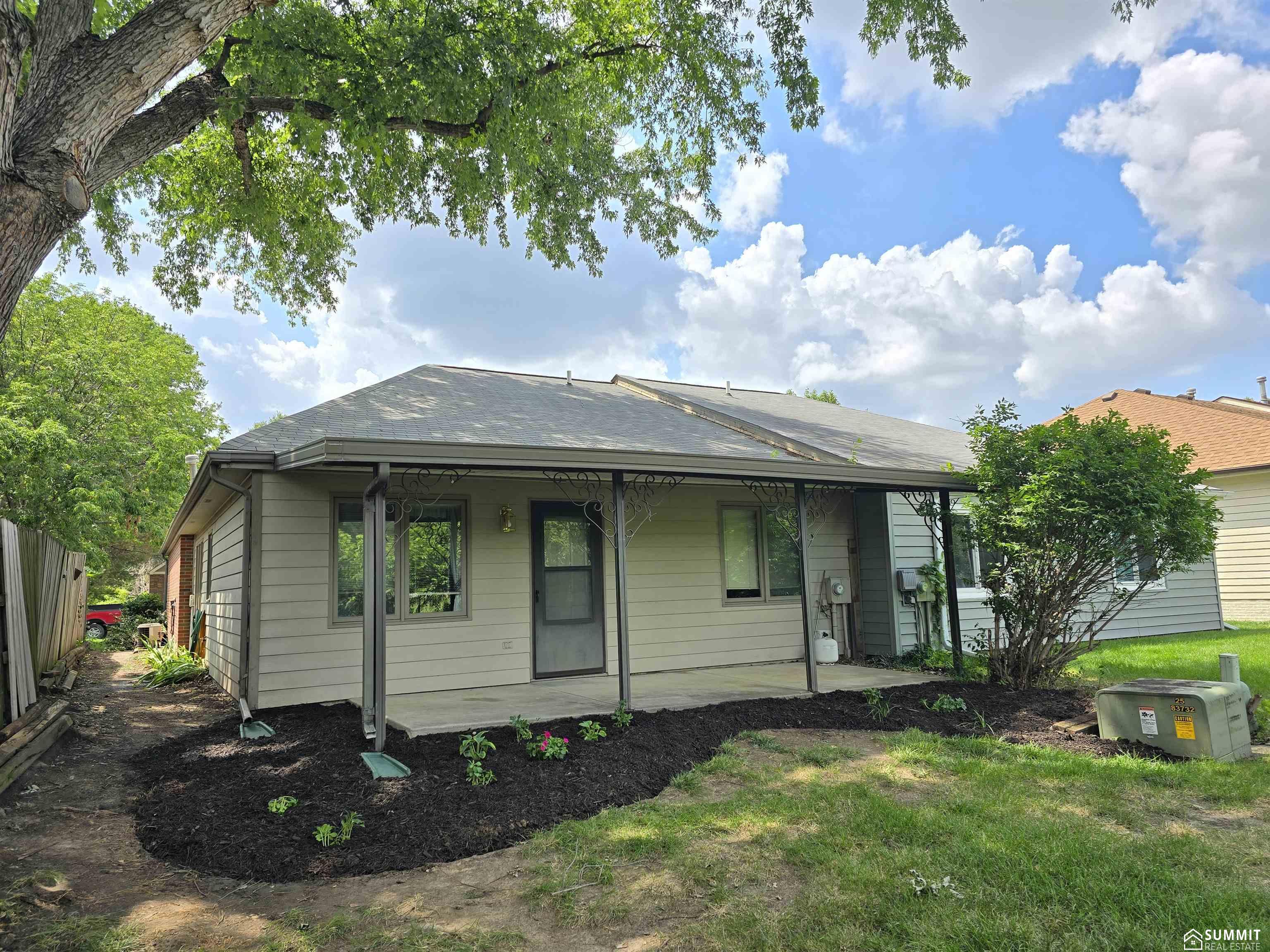 1734 S 38th Street