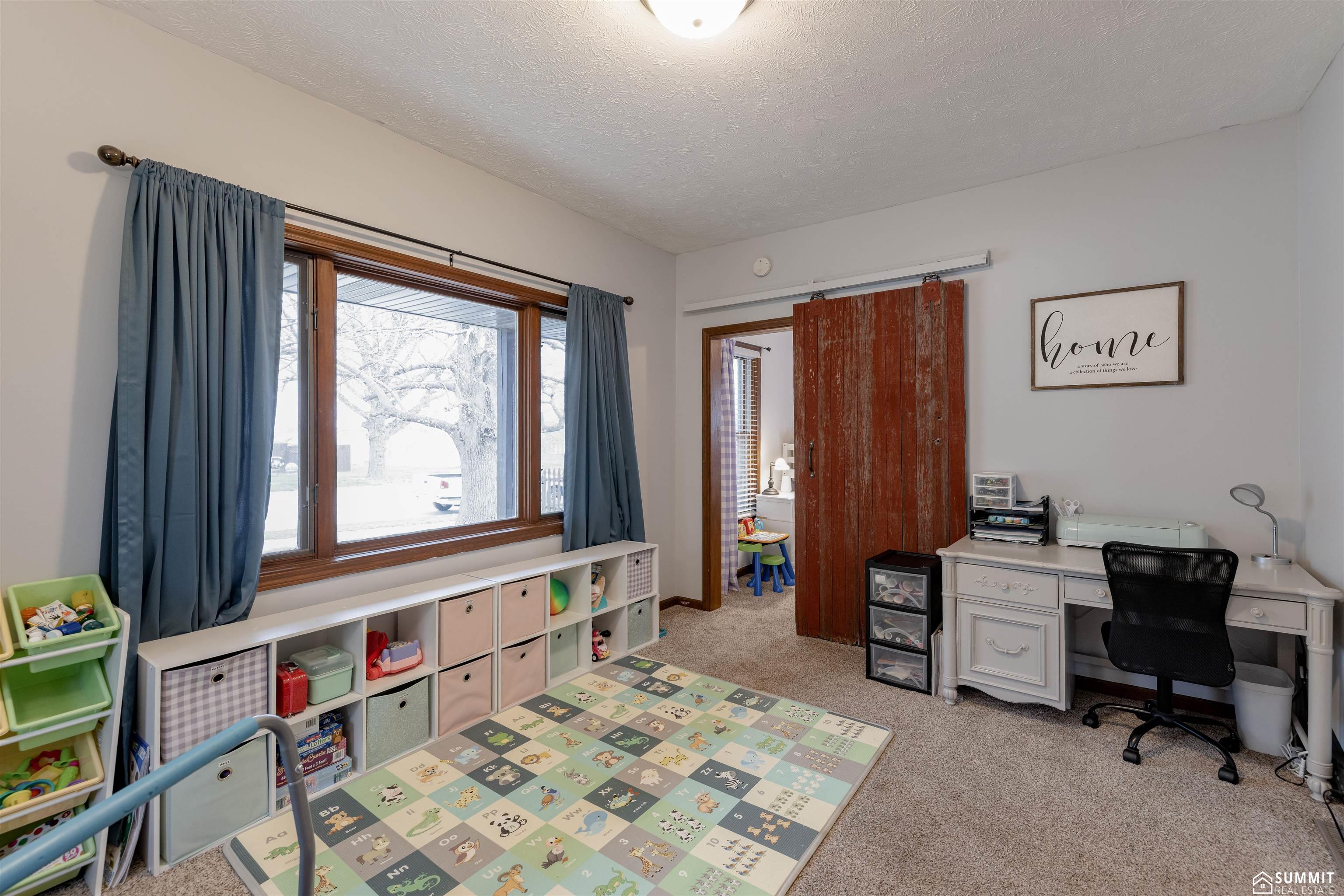 809 S 4th Street