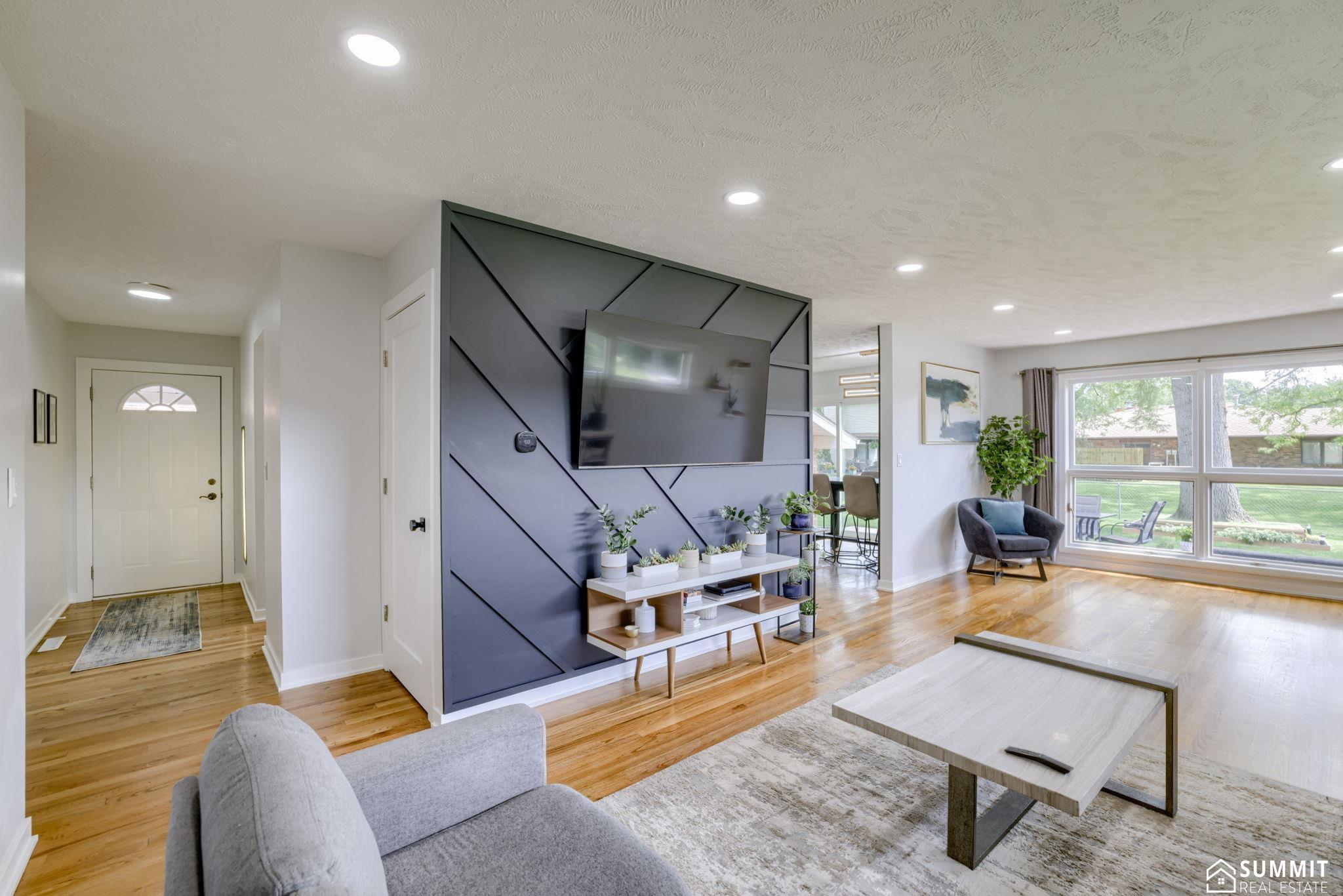 220 Glenhaven Drive
