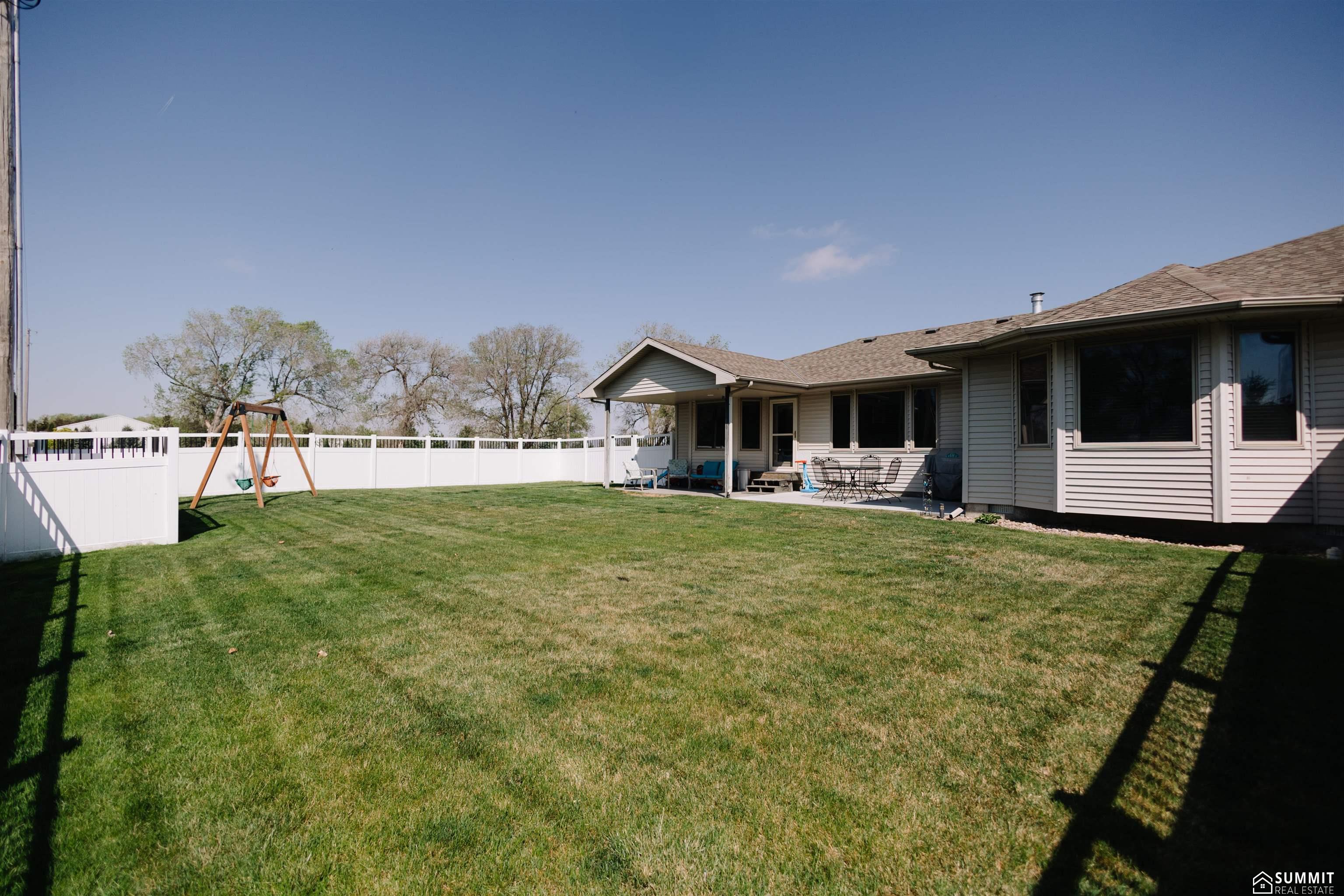 123 Meadowlark Circle