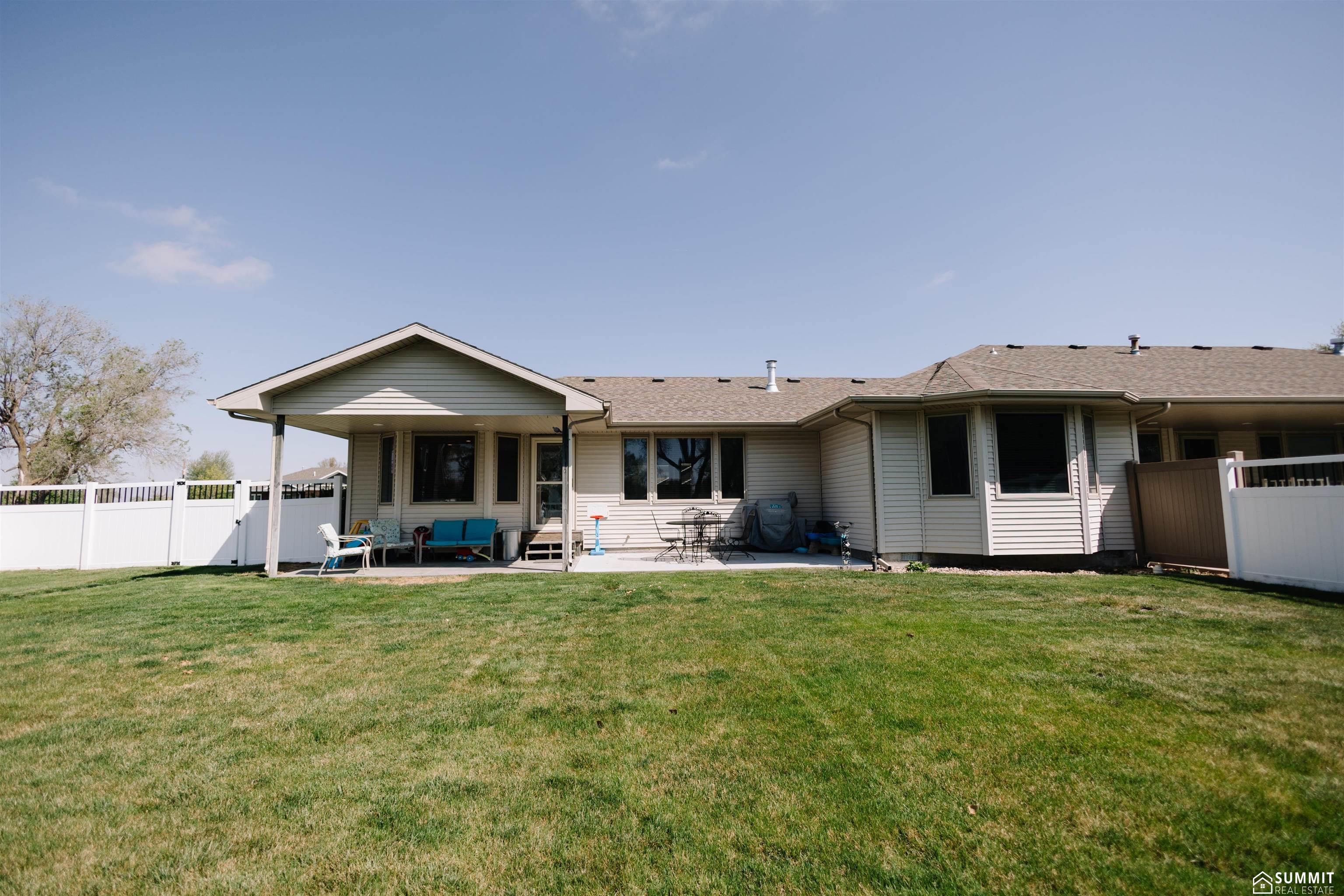 123 Meadowlark Circle