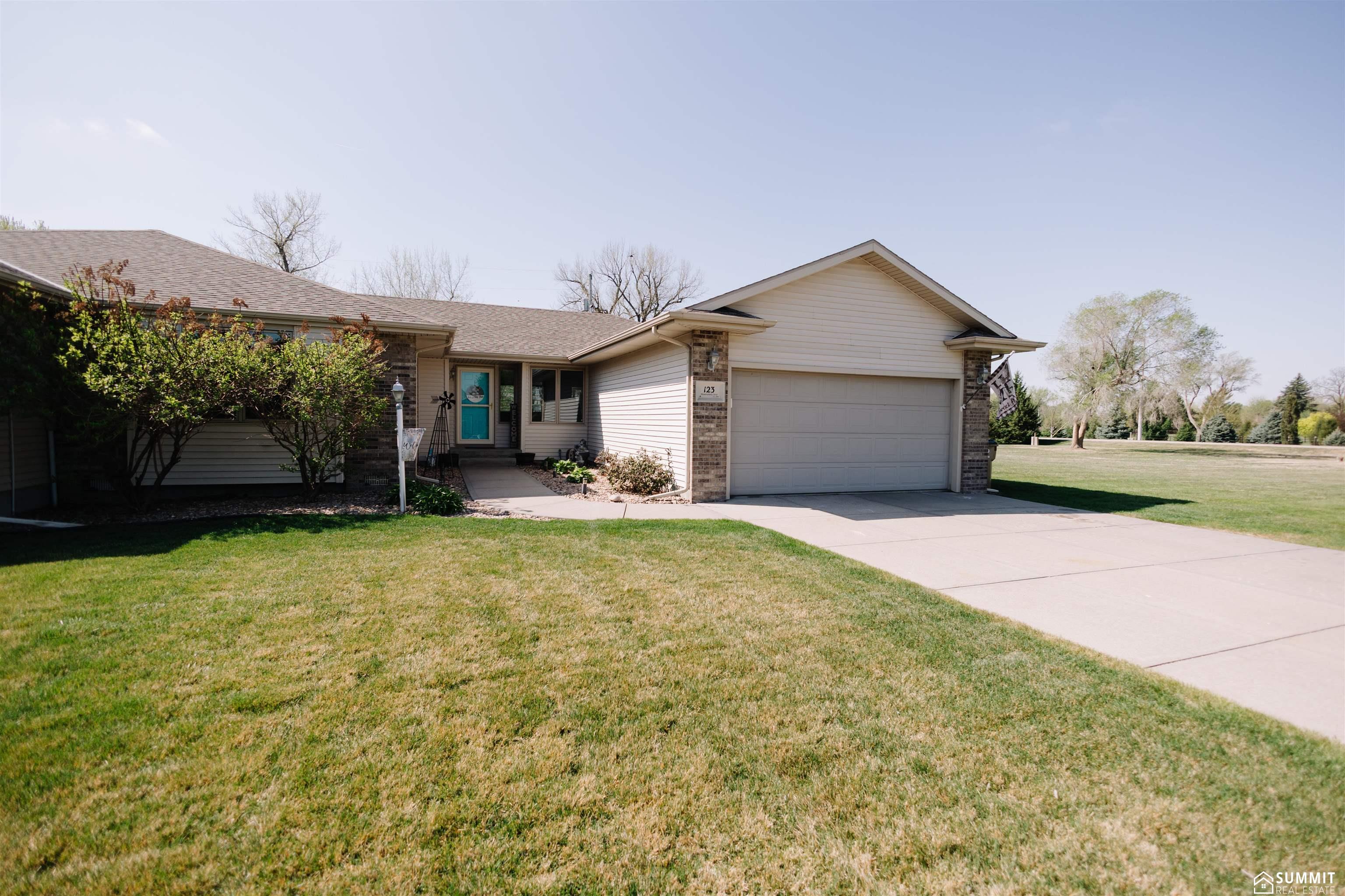 123 Meadowlark Circle