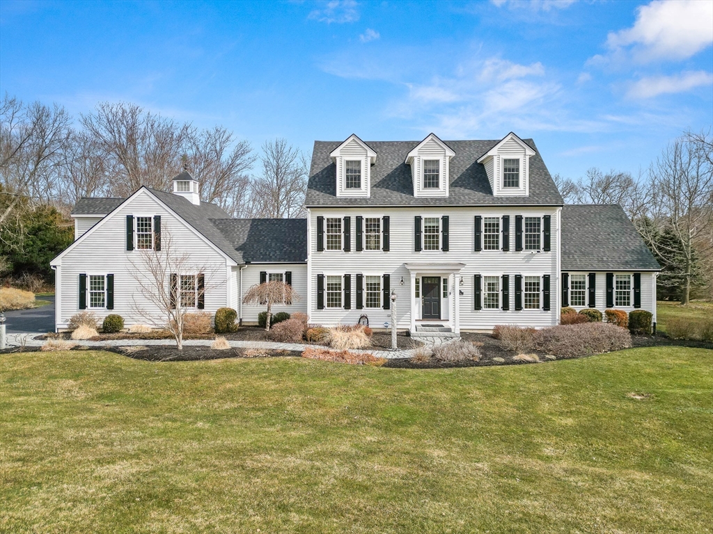 17 Indian Hill St
