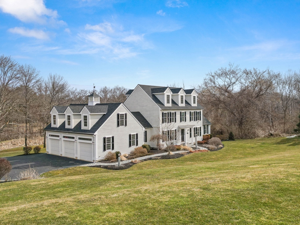 17 Indian Hill St