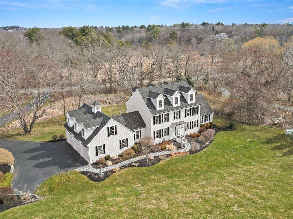 17 Indian Hill St