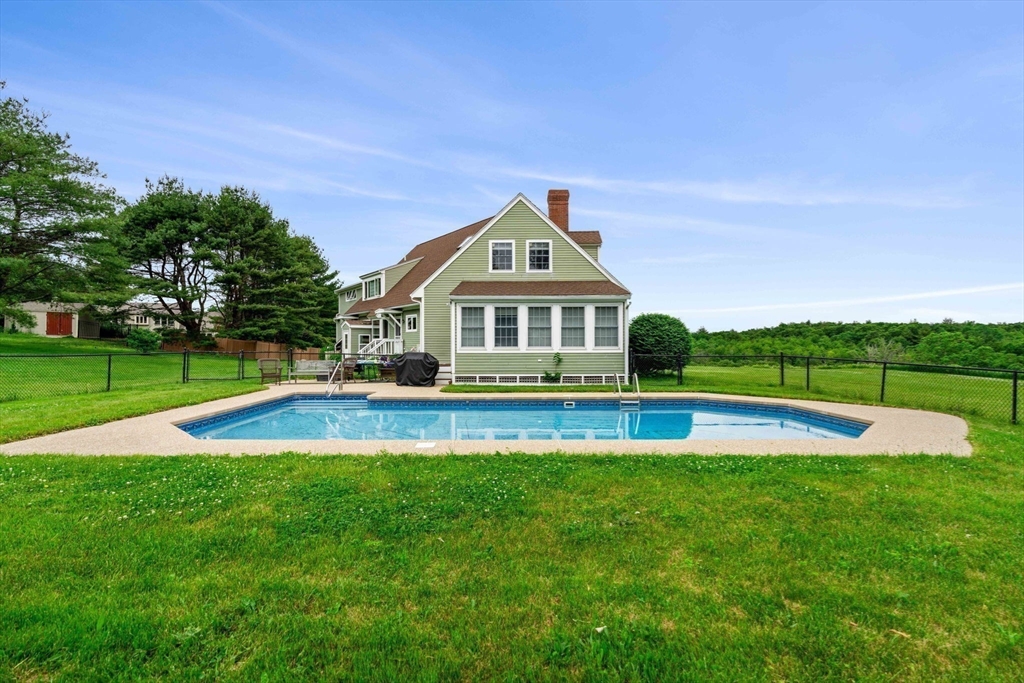 61 Turkey Hill Rd