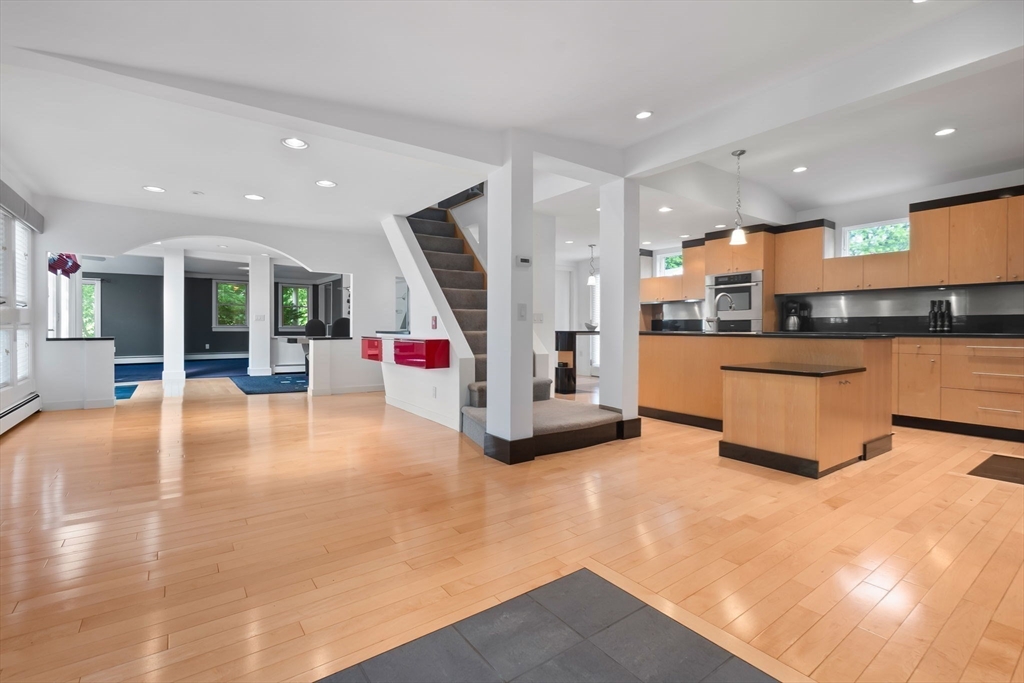 11 Bartlett Place
