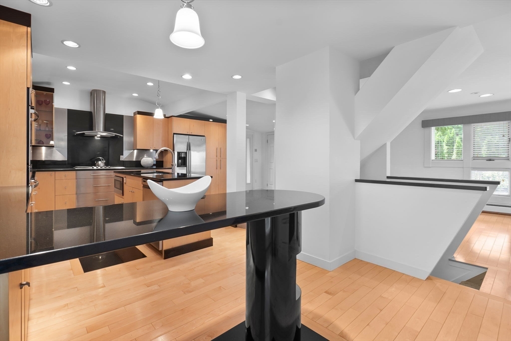 11 Bartlett Place
