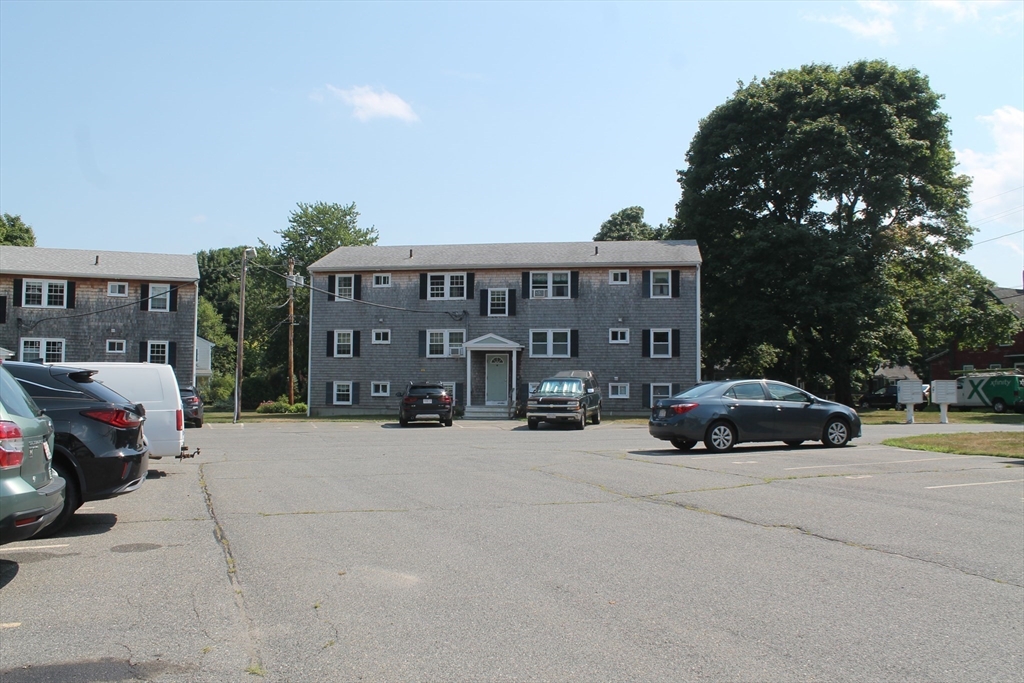 22 Beacon Ave # 2