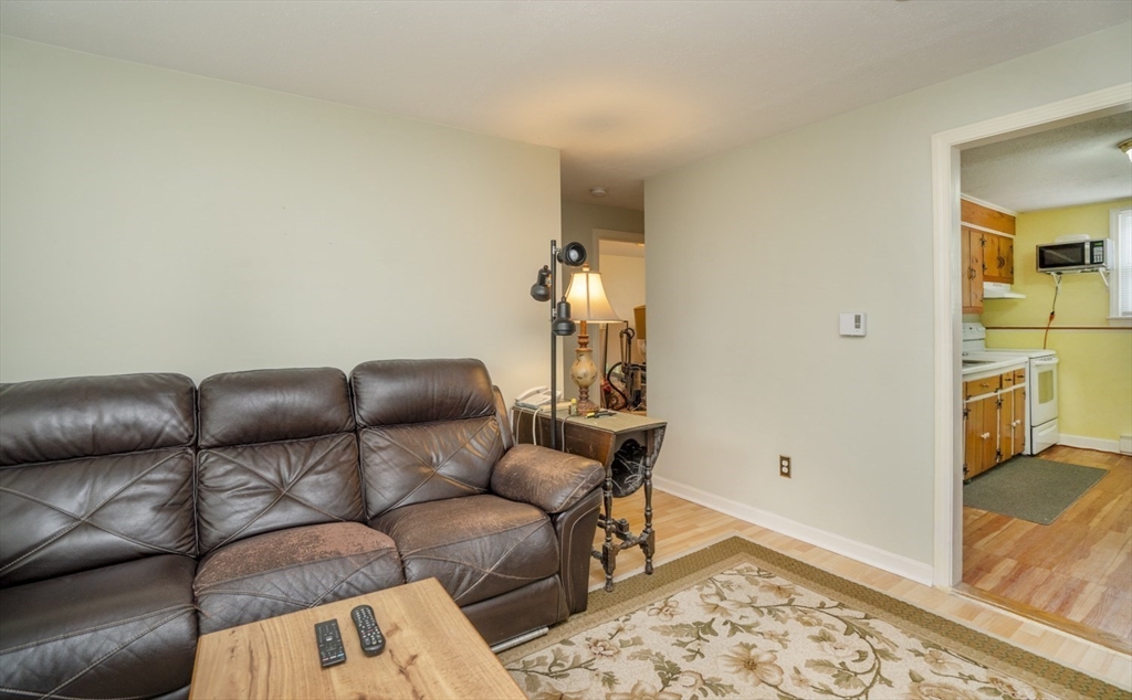 22 Beacon Ave # 2
