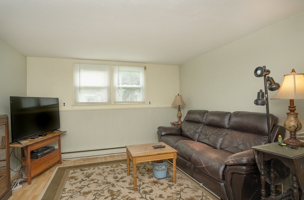 22 Beacon Ave # 2