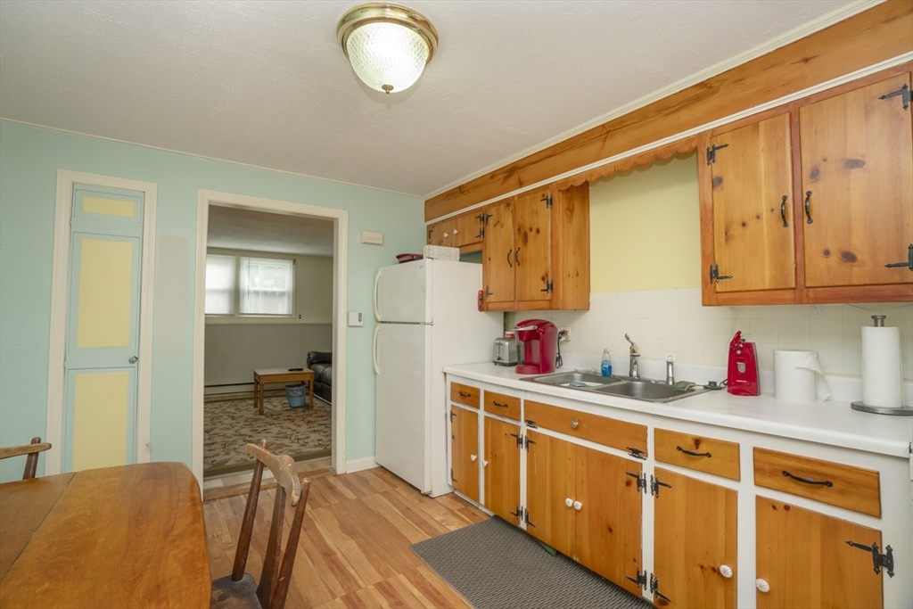 22 Beacon Ave # 2