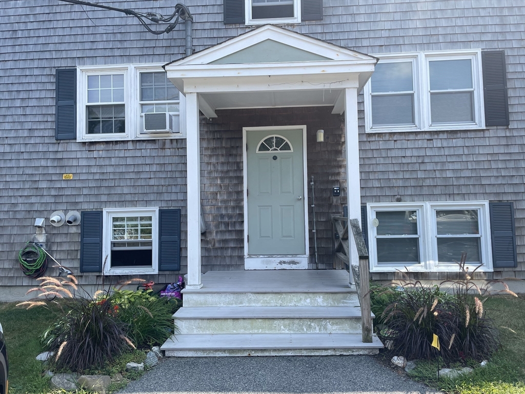 22 Beacon Ave # 2