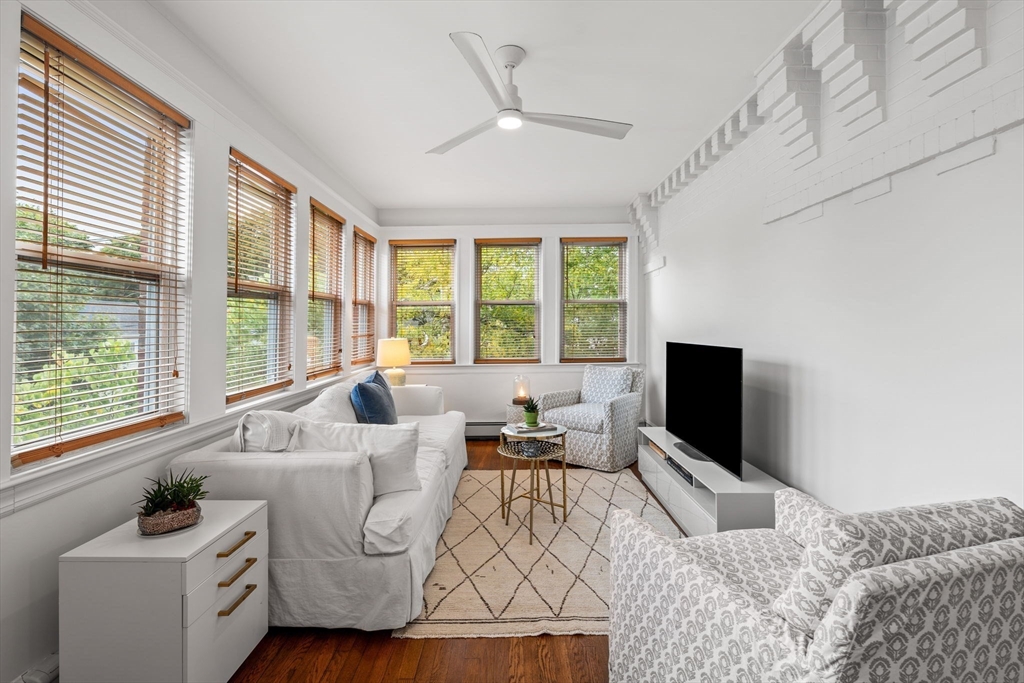 1 Bromfield Court Unit: E