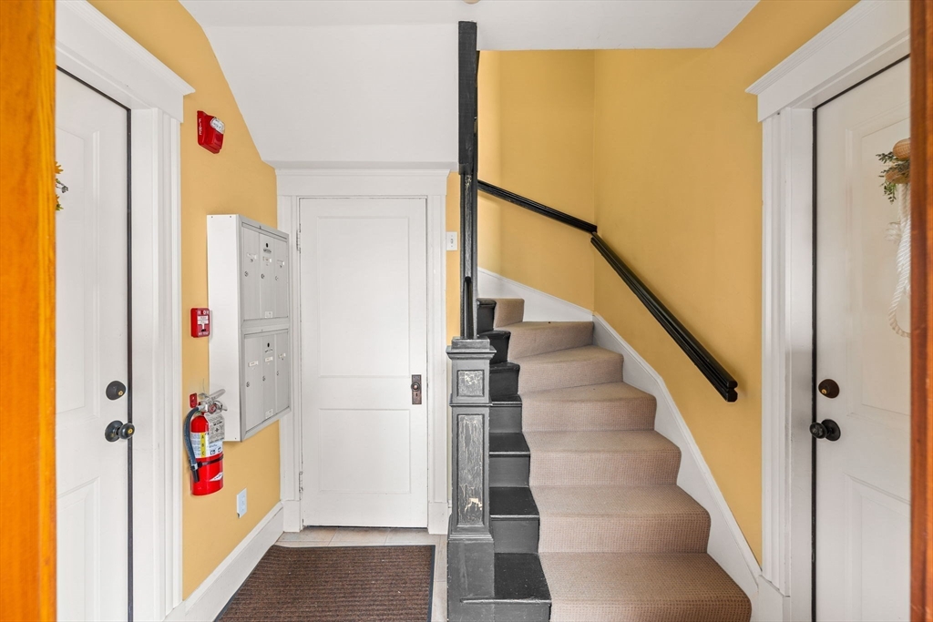 1 Bromfield Court Unit: E