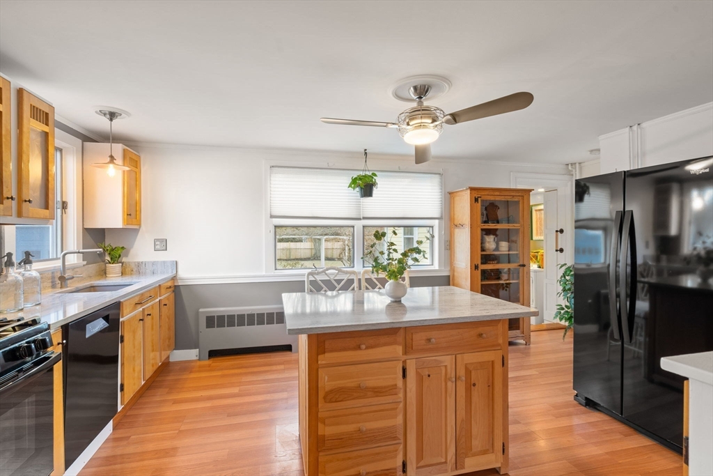 35 Ferry Rd