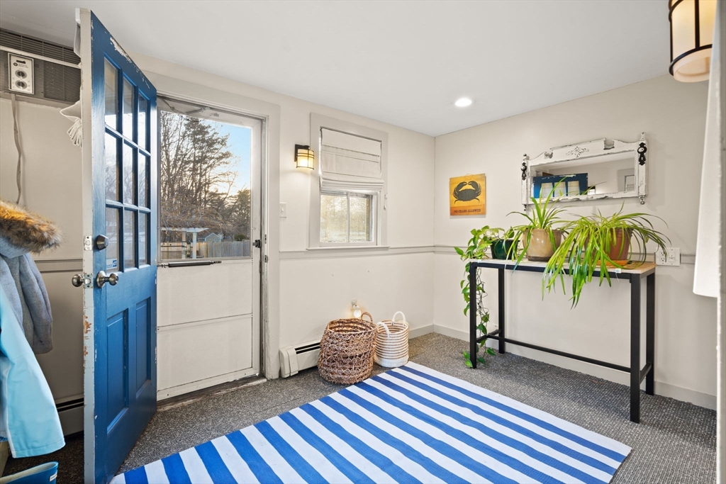 35 Ferry Rd